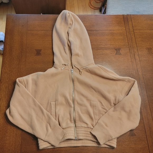 Abercrombie & Fitch Tops - Abercrombie & Fitch Soft A&F Max Essentials Crop Hoodie Medium
